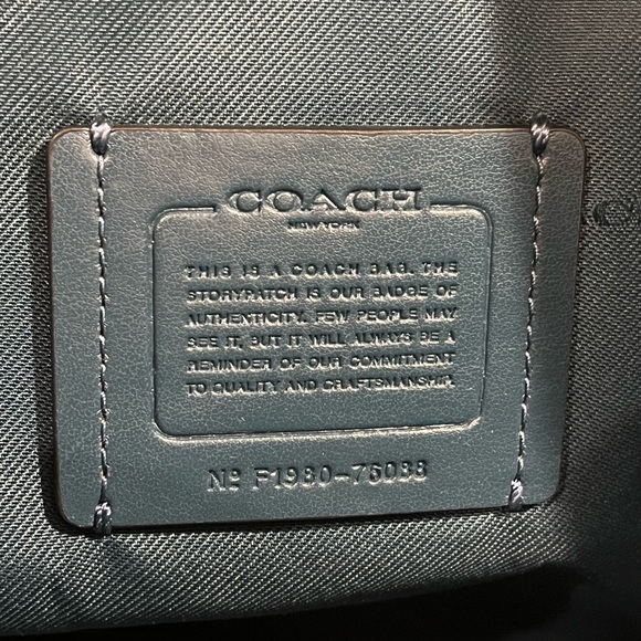 COACH Hadley Colorblock Hobo Shoulder bag 76088 VGC! Blues - Picture 11 of 12